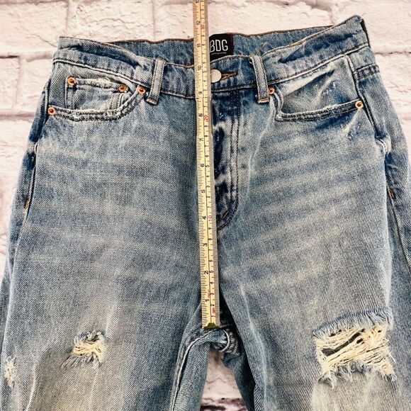 BDG Jeans Women Size 26 Light Wash High Rise Button Fly Raw Hem Slim Straight - Picture 8 of 10
